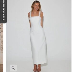 Elegant White Maxi Dress
